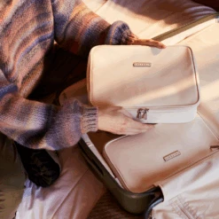 Natura - Macadamia - Packing Cube Set 3 Stuks (76 Cm) 12 Natura - Macadamia - Packing Cube Set 3 Stuks (76 Cm) -Reisstijl Exporteren Winkel 0013217 natura macadamia packing cube set 3 stuks 76 cm